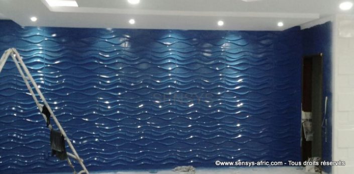 Revêtement-mural-Sensys-Crédit-Mutuel-du-Sénégal-1-705x348 Les Panneaux 3D de Sensys 
