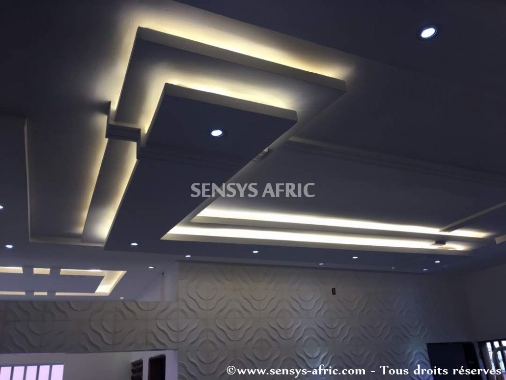 Design-décoration-salon-moderne-déco-intérieur-Dakar-Thiès-Saint-Louis-Louga-Sénégal-Sensys-Afric-7-1030x773 Design salon moderne à Dakar, Thiès, Sénégal. 