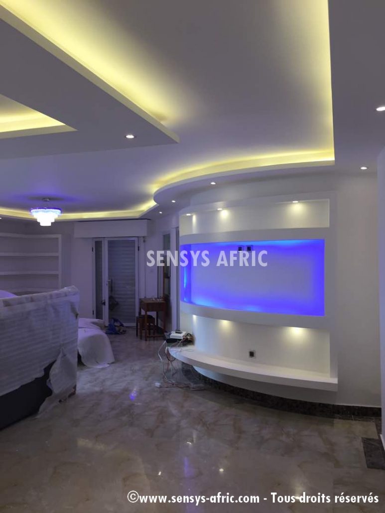 Design-décoration-salon-moderne-déco-intérieur-meubles-lumineux-Sénégal-5-773x1030 Décoration Salon Moderne 