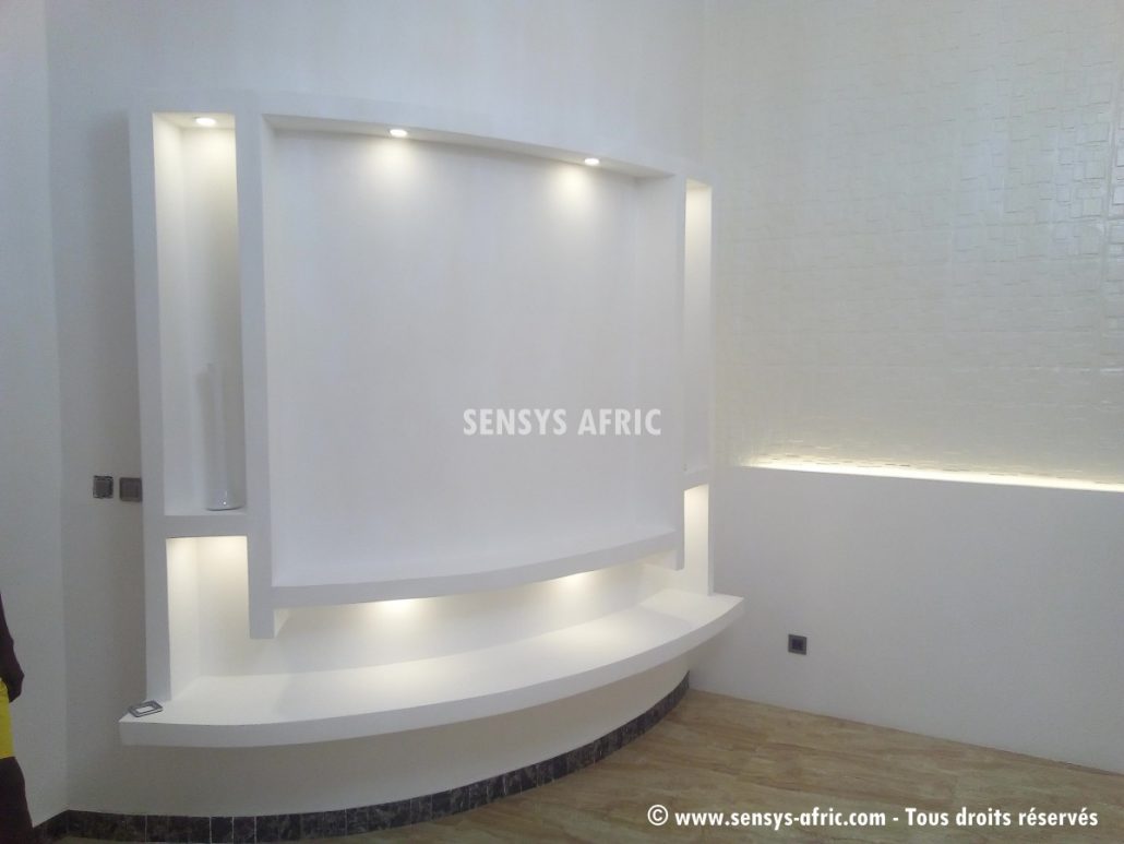 Design-décoration-salon-moderne-déco-intérieur-meubles-tv-lumineux-Sénégal-1-1030x773 Design salon moderne à Dakar, Thiès, Sénégal.  Sensys Afric - Laissez libre court à votre imagination