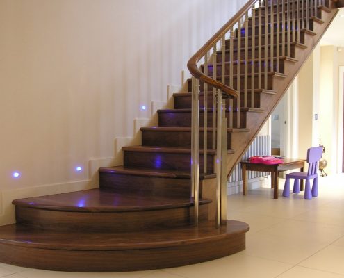 Escaliers-en-bois-à-Dakar-Sénégal-Sensys-Afric-2-495x400 Escaliers en bois  Sensys Afric - Laissez libre court à votre imagination