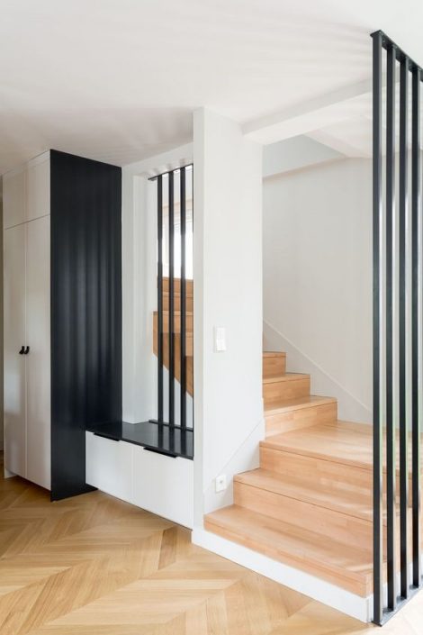 Escaliers-bois-à-Dakar-escalier-Thiès-design-escaliers-Saint-Louis-Sénégal-Menuiserie-bois-Sensys-Afric-470x705 Escaliers en bois 