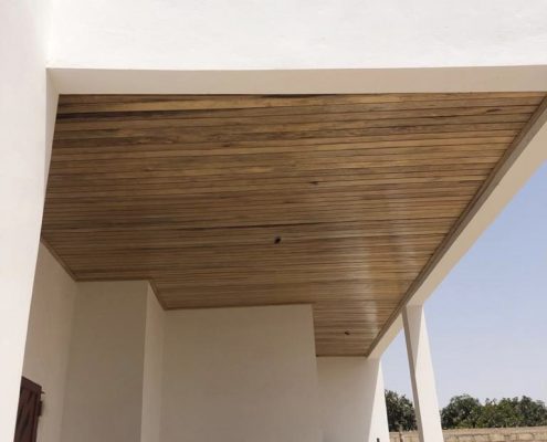 senegal-faux-plafond-bois-ajouré-1-495x400 Faux Plafond en bois 